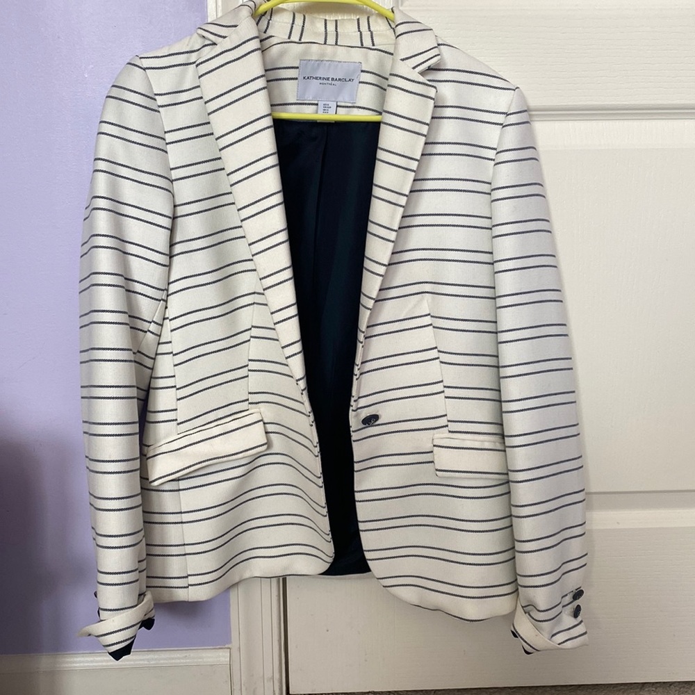 Women’s Blazer - Picture 1 of 4